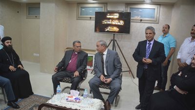 محافظ المنيا يفتتح أعمال تجديد الكنيسة الإنجيلية بحي المصاص