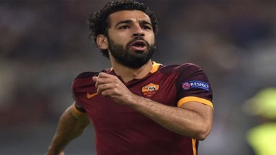 محمد صلاح يصل القاهرة اليوم ويغيب عن تدريبات الفراعنة