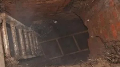 ضبط موظف و3 عمال أثناء تنقيبهم عن الآثار في المنيا