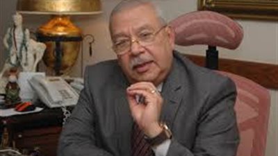 سمير صبري لمحامي المتهمين بفساد القمح: 