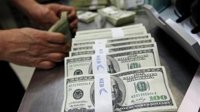 تعرف على سعر الدولار في السوق السوداء اليوم 30 - 8 - 2016