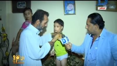 شاهد.. طفل مُصاب بالسعار 