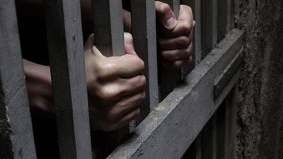 إحالة مجند للجنايات لاتهامه بذبح والده في حلوان 