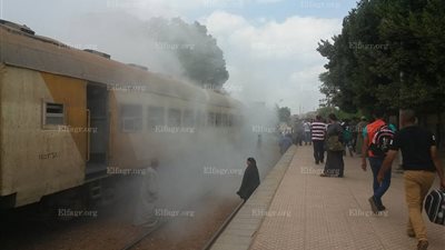 عاجل.. حريق هائل في قطار بالمنوفية (فيديو)