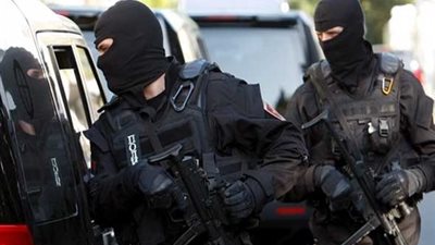 تفكيك سيارة مفخخة قرب مسجد في روسيا