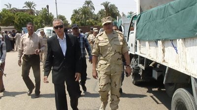 محافظ قنا: تجميل 4 كليومترات ضمن مبادرة حلوة يا بلدي