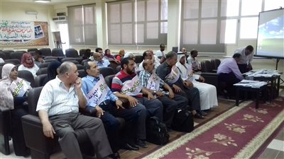 حجاج الجمعيات الأهلية بجنوب سيناء يغادرون مطار القاهرة