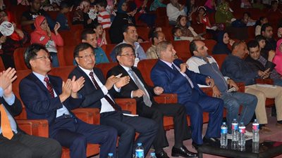 محافظ الإسماعيلية وسفير كوريا الجنوبية يشهدان افتتاح اليوم الثقافي 