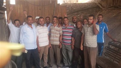إضراب عمال حي شرق أسيوط المؤقتين للمطالبة بالتثبيت (صور) 