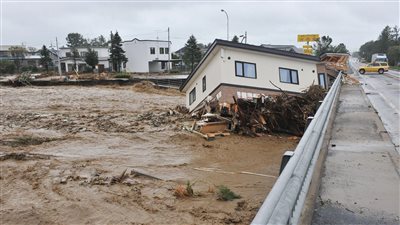 مقتل 11 شخصا جراء الإعصار في شمال شرق اليابان