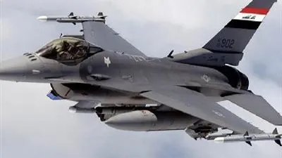 طائرات عراقية تقصف مقرات لـ