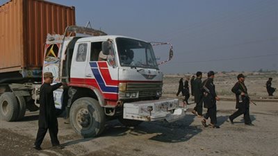 اتفاق بين أفغانستان وباكستان على إعادة فتح معبر تشامان الحدودي