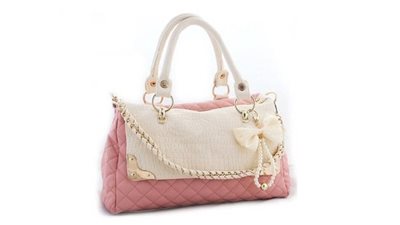 تشكيلة حقائب يد لإطلالة منفردة بالعيد