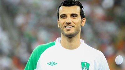 السومة يبيع قميص الأهلي في المزاد العلني