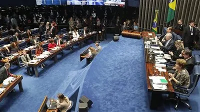 رد قاسٍ من البرازيل على سحب فنزويلا وبوليفيا سفيريهما بعد عزل روسيف