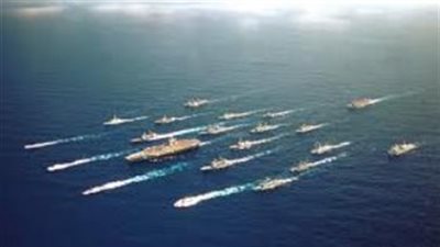 فيديو جديد لإغراق إيران لأسطول البحرية الأمريكية 