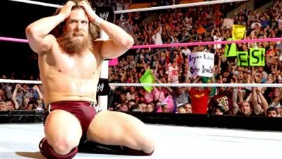 تسريبات حول عقد دانيال براين مع WWE