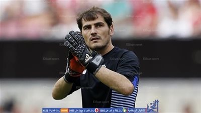 كاسياس مشرفا على مدرسة عالمية لبورتو في فالنسيا