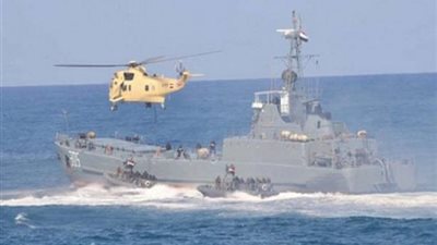 القوات البحرية تبحث عن جثمان 