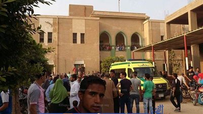 إصابة 13 بنزلة معوية إثر تناولهم وجبه طعام فاسدة  ببلبيس (صور)