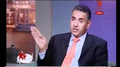 خبير: الحكومة لا تملك الخبرة والكفاءة اللازمة للنهوض بالبلاد (فيديو)