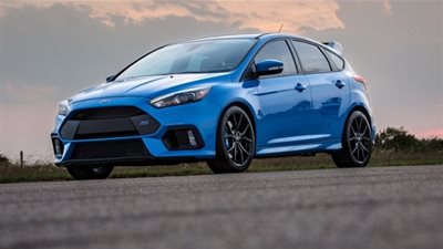 هينيسي تضع بصمتها على فورد فوكس RS