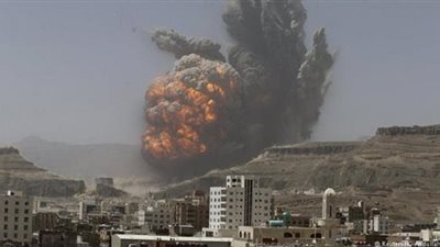  التحالف يقصف مجمع دار الرئاسة في صنعاء