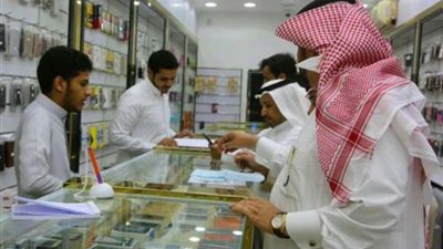 المدينة.. جولات تفتيشية لمخالفة المنشآت غير الملتزمة بتوطين الاتصالات