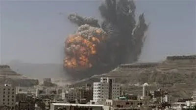 أهم أخبار اليمن اليوم.. التحالف يقصف مجمع دار الرئاسة في صنعاء