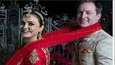 أخيرا.. بريتي زينتا تنشر صور زفافها من الأمريكي جين (صور)