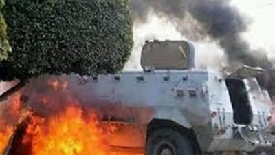 إصابة مجند ورقيب شرطة إثر انفجار مدرعة على طريق مطار العريش