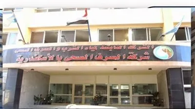 تطهير شنايش الصرف الصحى بمناطق غرب الإسكندرية لإستقبال موسم الشتاء 