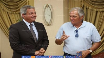 بالصور .. اجتماع وزير الرياضة بمانويل جوزيه 