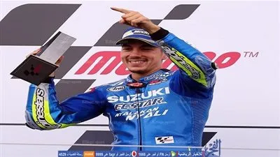 الإسباني فينالس يحقق فوزه الأول ببطولة العالم للدراجات النارية
