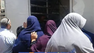 سيارات غذائيبة تطوف قرى دمياط لمواجهة غلاء الأسعار 