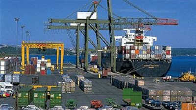 اليوم.. موانئ بورسعيد تستقبل 7سفن 