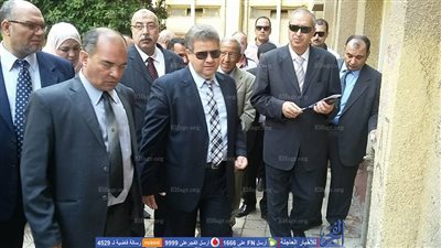 رئيس جامعة بنها يطالب أعضاء هيئة التدريس بالمشاركة فى المؤتمرات العلمية (صور)