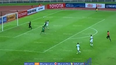 بالفيديو .. خطأ ساذج من دفاع السعودية كاد يهدي العراق الهدف الثاني || تصفيات كأس العالم وآسيا