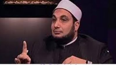 أزهري: كثير الحلف بالطلاق 