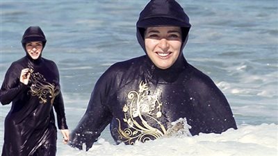 محكمة ادارية تؤيد قرار حظر البوركيني في كورسيكا الفرنسية