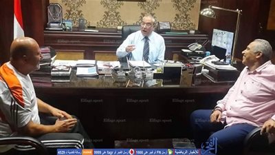 محافظ المنيا يدعم النادي بـ150 ألف جنيه