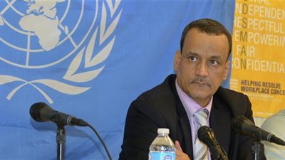 ولد الشيخ يسلم الانقلابيين 