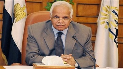 وزير النقل يتابع حادث طريق 