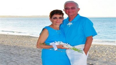  زوجان مسنان يحرصان على ارتداء نفس الملابس مع بعض يومياً (صور)