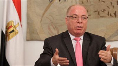 وزير الثقافة: إزالة التماثيل المشوهة بالميادين