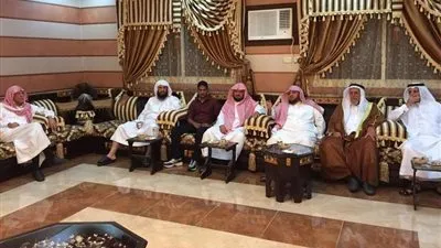 أسرة سعودية تُسهم في إسلام 3 خادمات وتزوج إحداهن لسائق بالطائف