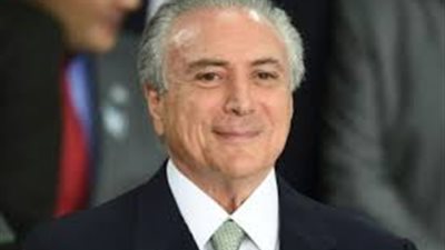 متظاهرون يسخرون من رئيس البرازيل في أول ظهور له بمناسبة رسمية