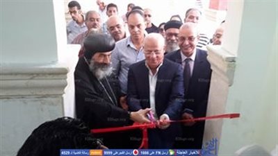 محافظ بورسعيد يفتتح مدرسة 