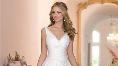 فساتين زفاف مذهلة تناسب الجسم الكمثري (صور)