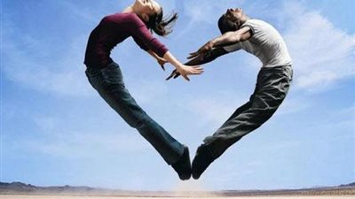 دراسة تؤكد الوقوع في الحب من النظرة الرابعة وليس الأولى